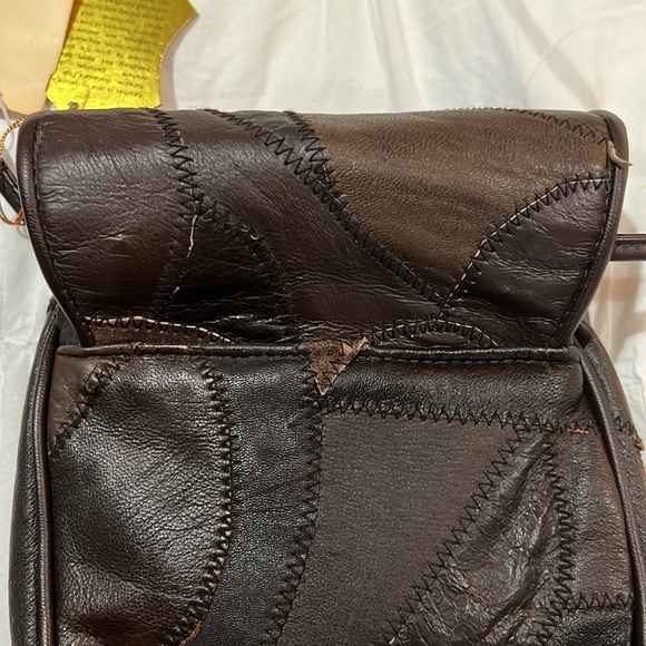 VINTAGE PATCHWORK BROWN GENUINE LEATHER CROSSBODY WITH ORIGINAL TAGS - Picture 4 of 13